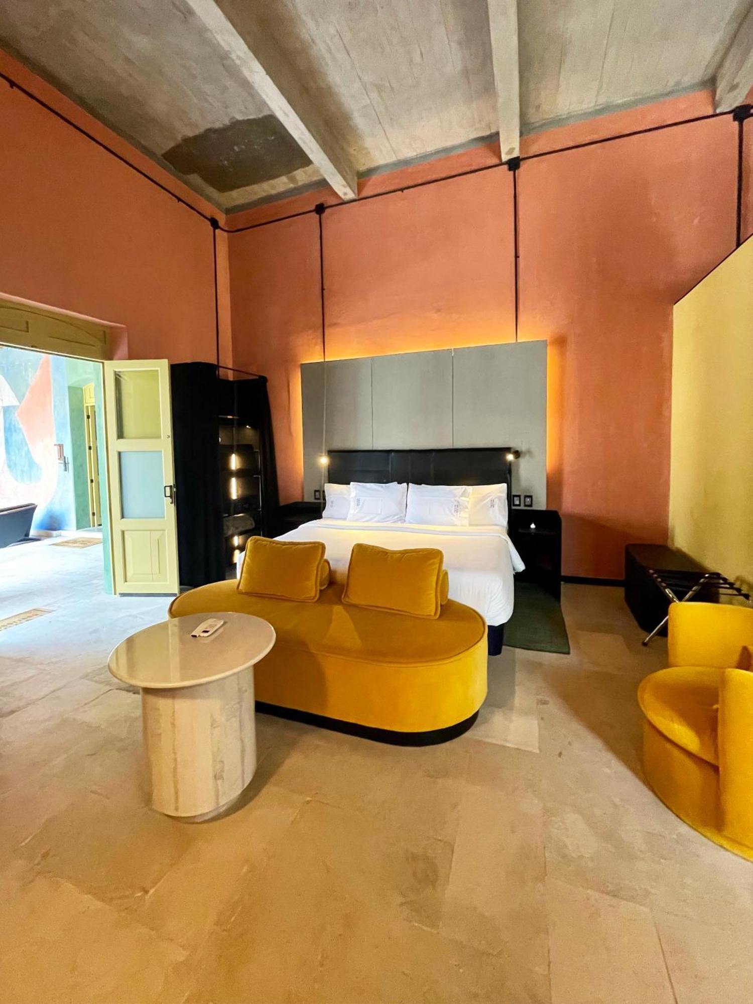 Hotel Pug Seal Oaxaca Zimmer foto